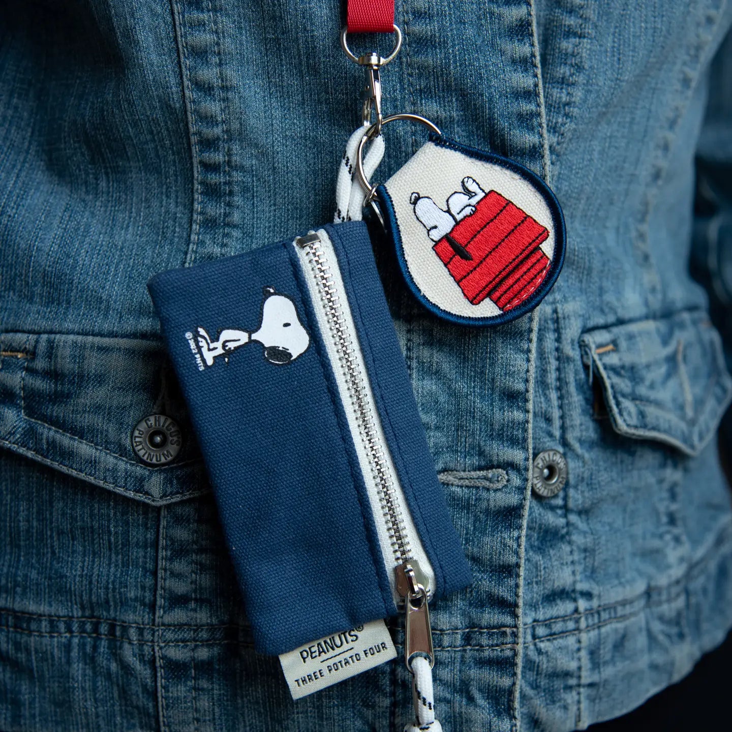 Peanuts Snoopy Doghouse Classic Keychain x Three Potato Four
