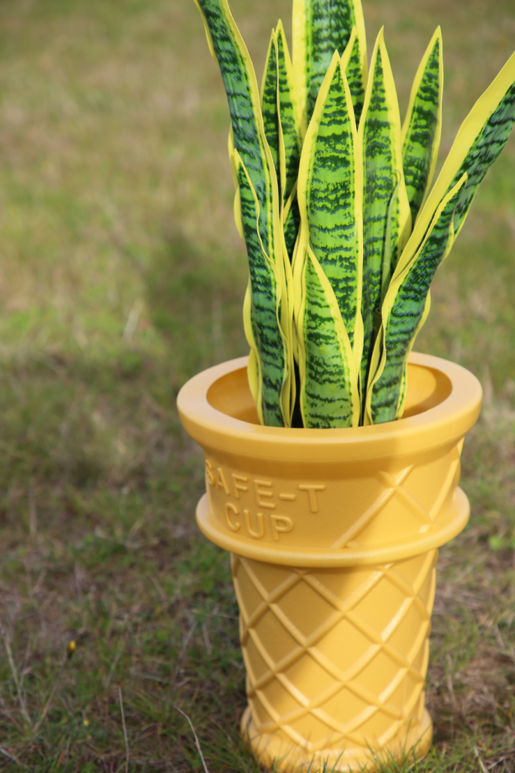 Giant Ice Cream Cone Planter – Heide Shop