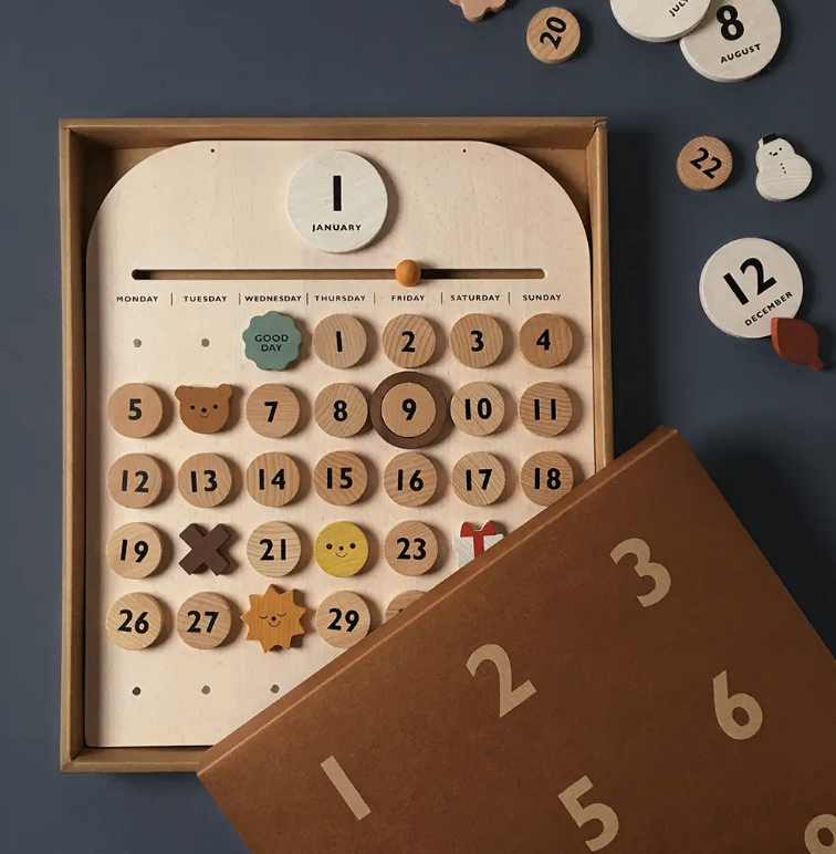 My Calendar x Moon Picnic Heide Shop