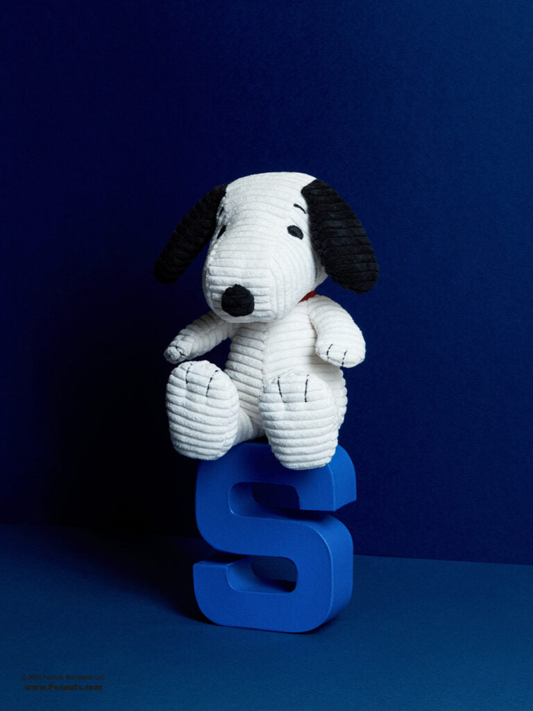 Snoopy Sitting Corduroy -Cream